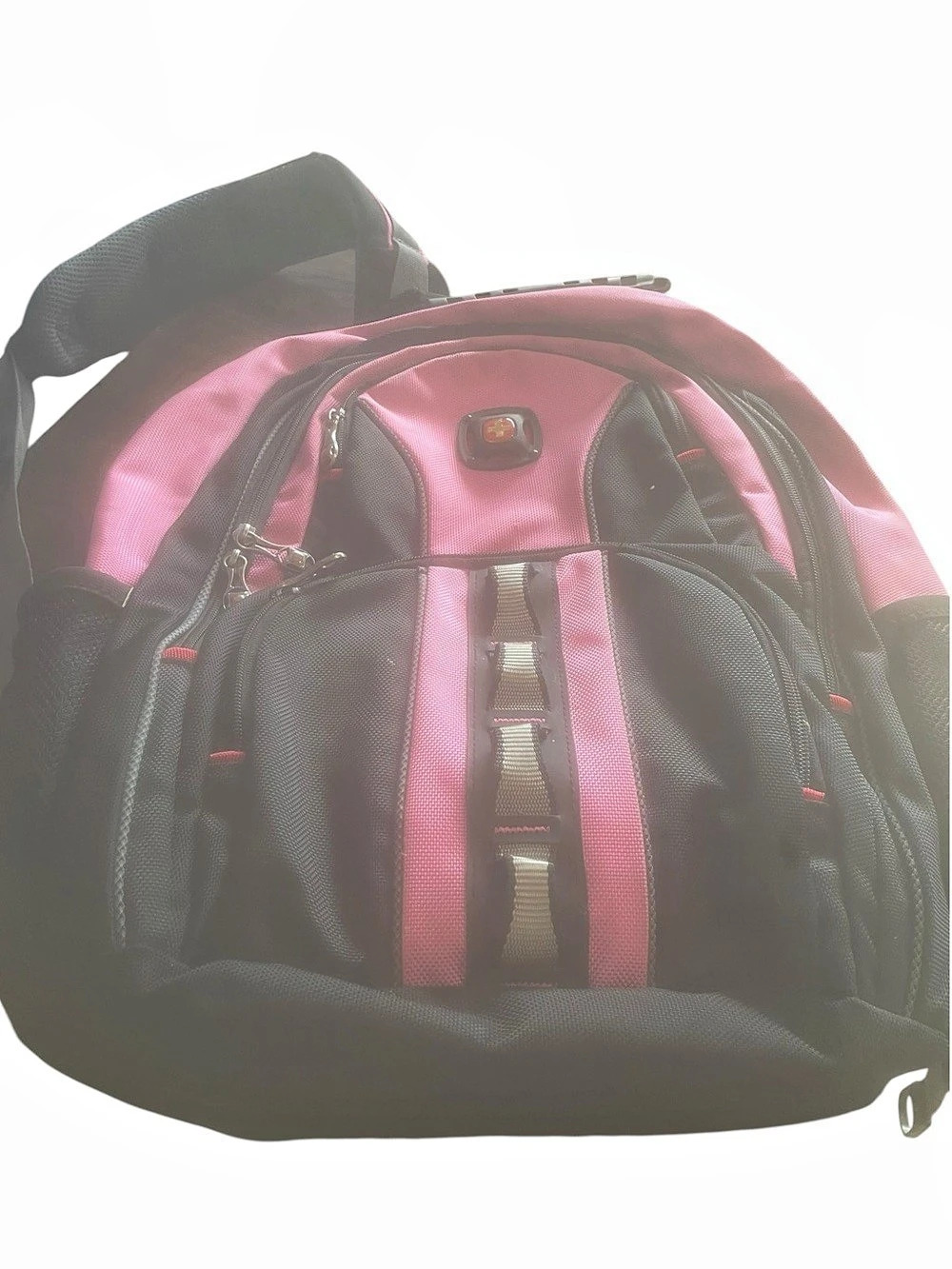 SwissGear Backpack in Black & Pink excellent condition paid $80 great gift